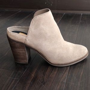 Dolce Vita Healed Booties